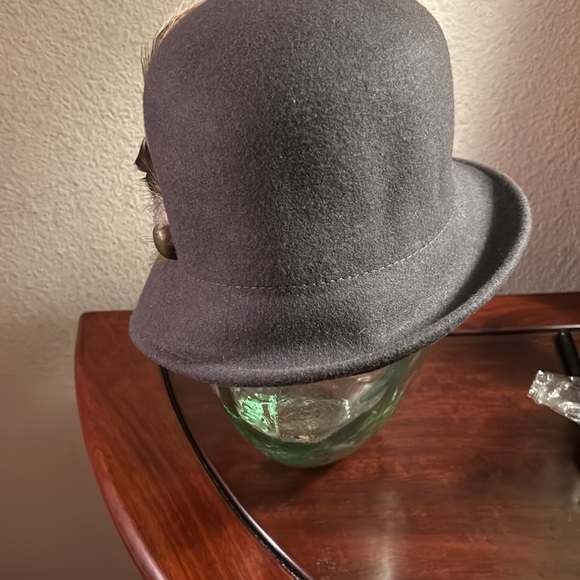 Wool Hat by Jessica Simpson - Picture 3 of 4
